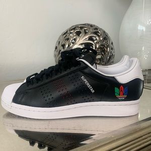 Adidas Superstar